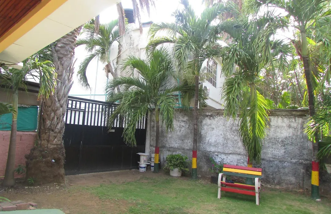 Posada Hostal Miss Marlly-1
