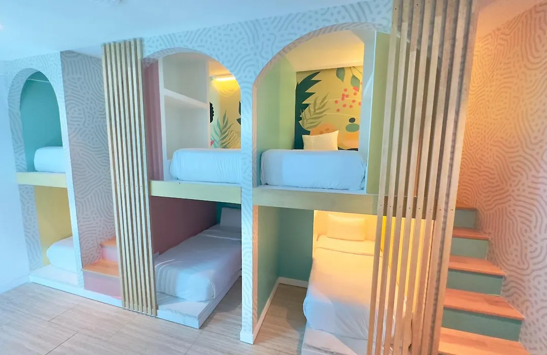 Hotel Nomadic Design-1