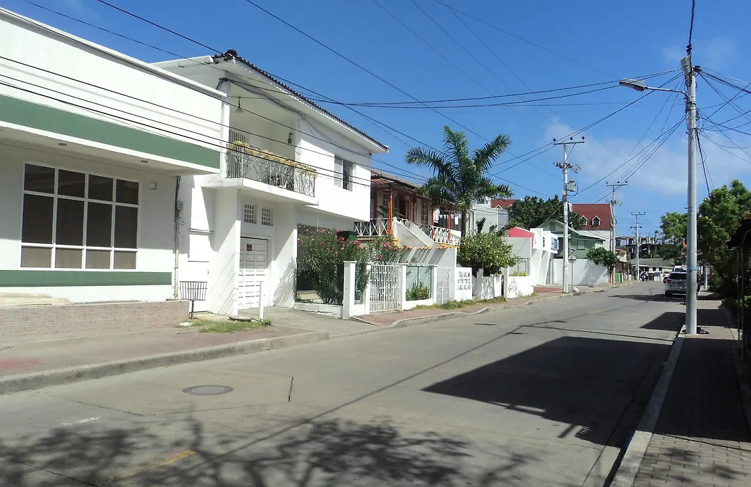 Posada J&J Forbes - 1-1