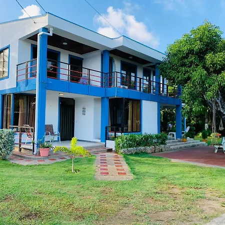 Escalona'S Place-2