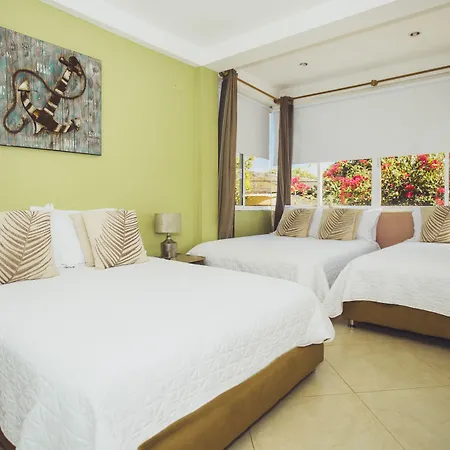 Summer House Inn San Andres-2