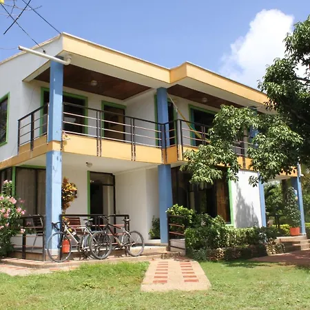 Escalona'S Place-3